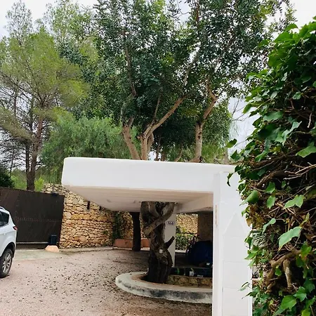 Sweethome Ibiza Bed & Breakfast